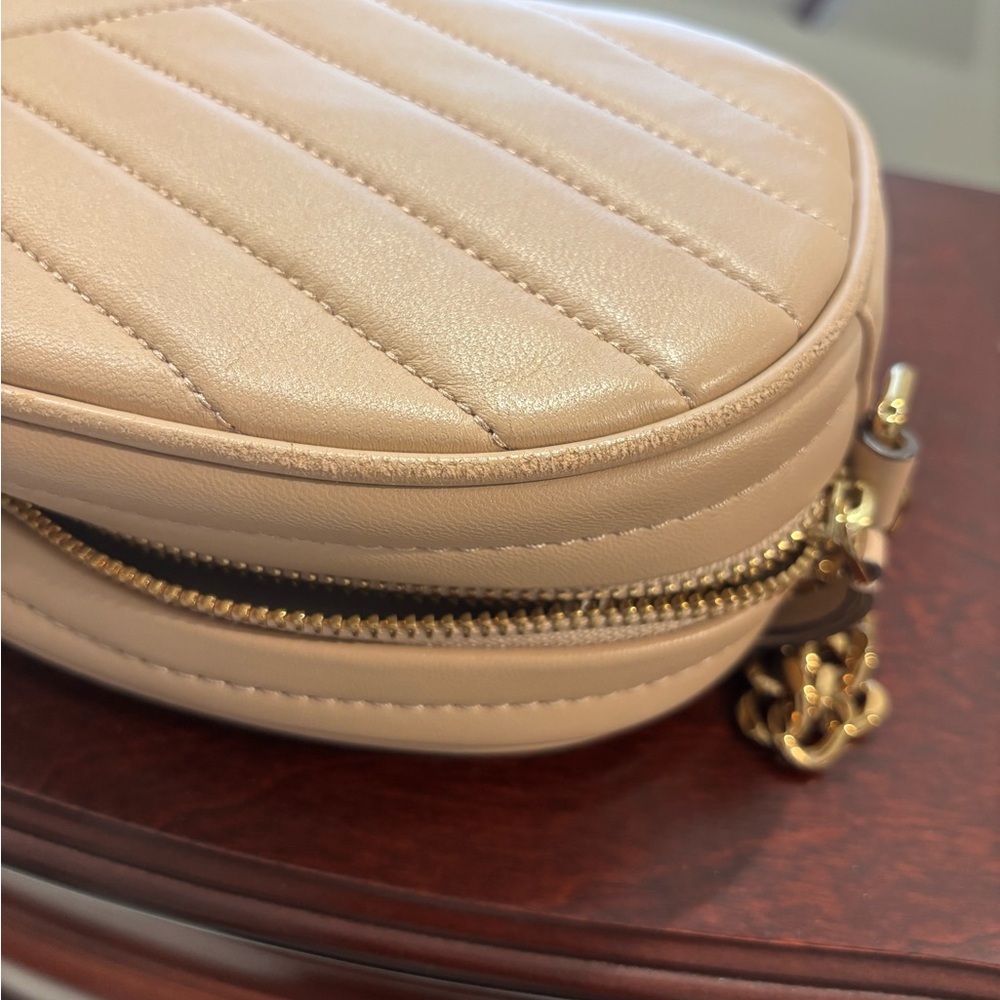 Tory Burch Tan/pinkChevron Crossbody Bag - Picture 3 of 5